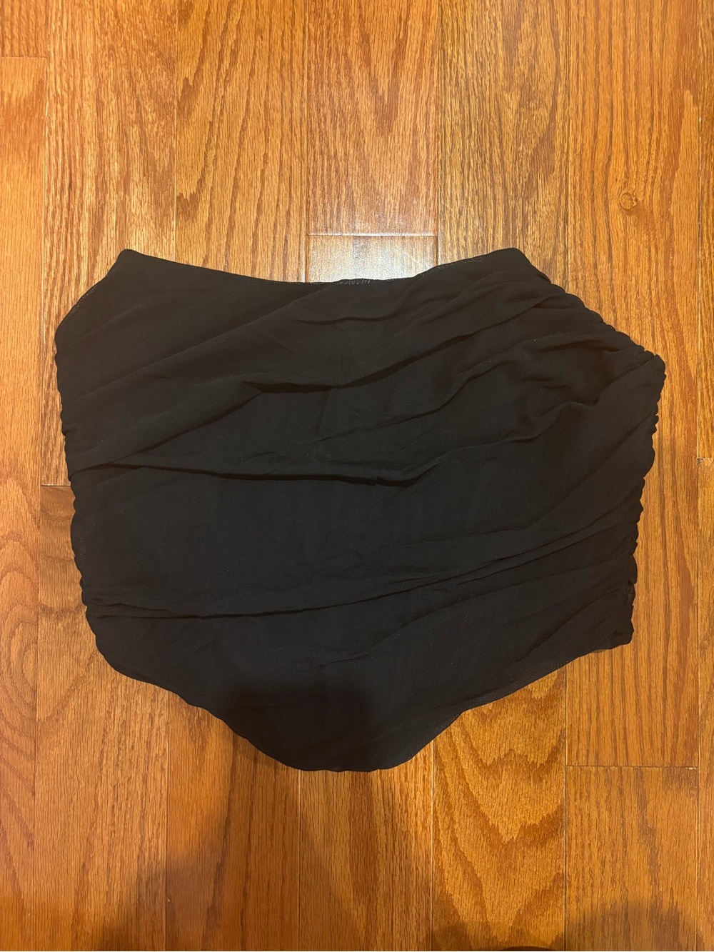 Women’s Black Ruched Strapless Top